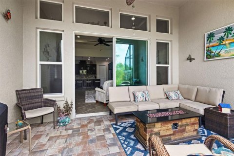 House in Wesley Chapel, Florida 2 bedrooms, 194.82 sq.m. № 1681994 - photo 8