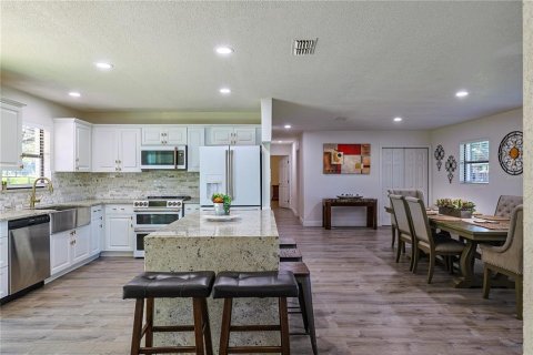 Villa ou maison à vendre à Belleview, Floride: 3 chambres, 159.42 m2 № 1910337 - photo 10