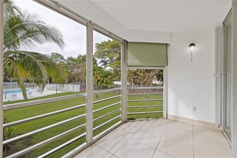 Condominio en venta en Miami, Florida, 2 dormitorios, 107.4 m2 № 2152783 - foto 24
