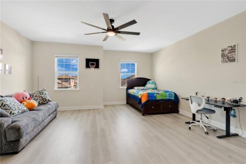 Casa en venta en Orlando, Florida, 7 dormitorios, 408.96 m2 № 1901901 - foto 17