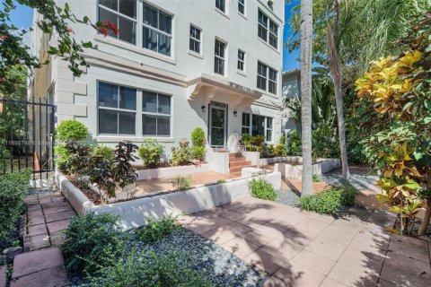 Copropriété à vendre à Miami Beach, Floride: 2 chambres, 67.82 m2 № 1950008 - photo 24