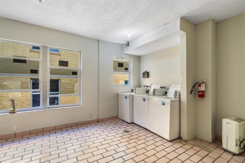 Copropriété à vendre à Miami Beach, Floride: 2 chambres, 67.82 m2 № 1950008 - photo 26