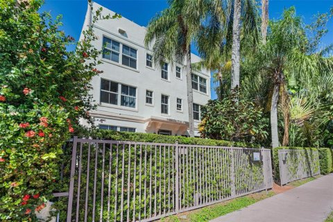 Copropriété à vendre à Miami Beach, Floride: 2 chambres, 67.82 m2 № 1950008 - photo 22