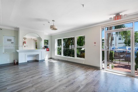 Copropriété à vendre à Miami Beach, Floride: 2 chambres, 67.82 m2 № 1950008 - photo 19