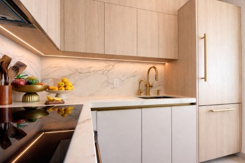 Copropriété à louer à Miami Beach, Floride: 2 chambres, 111.48 m2 № 2051594 - photo 9