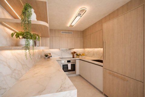 Copropriété à louer à Miami Beach, Floride: 2 chambres, 111.48 m2 № 2051594 - photo 7