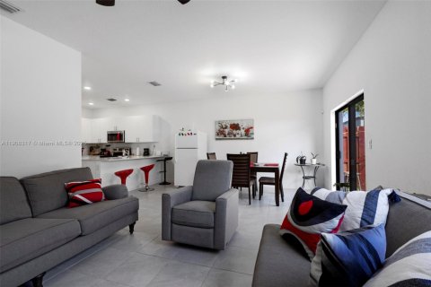 Touwnhouse à vendre à Homestead, Floride: 4 chambres, 178 m2 № 1964162 - photo 14