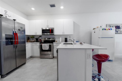 Touwnhouse à vendre à Homestead, Floride: 4 chambres, 178 m2 № 1964162 - photo 9