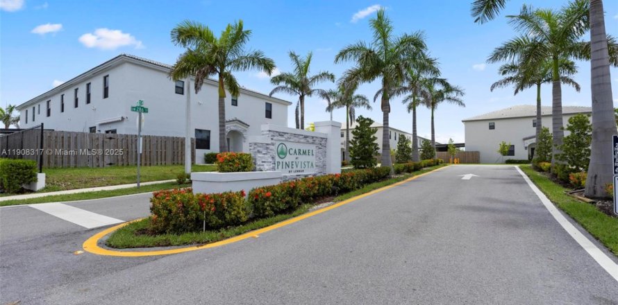 Touwnhouse à Homestead, Floride 4 chambres, 178 m2 № 1964162