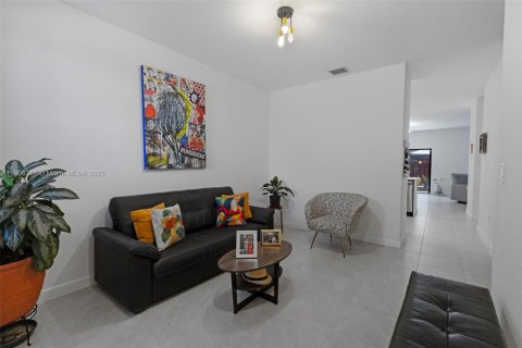 Touwnhouse à vendre à Homestead, Floride: 4 chambres, 178 m2 № 1964162 - photo 6