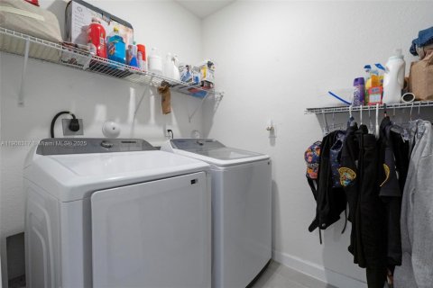 Touwnhouse à vendre à Homestead, Floride: 4 chambres, 178 m2 № 1964162 - photo 25