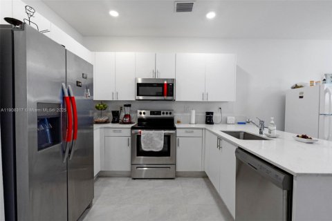 Touwnhouse à vendre à Homestead, Floride: 4 chambres, 178 m2 № 1964162 - photo 8