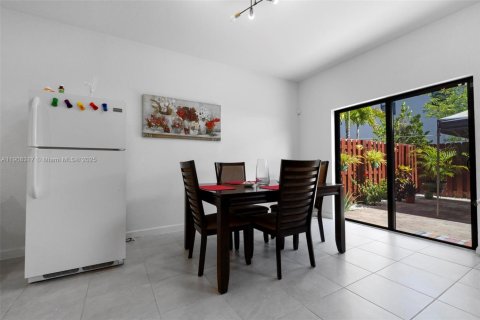 Touwnhouse à vendre à Homestead, Floride: 4 chambres, 178 m2 № 1964162 - photo 10