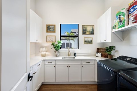 Villa ou maison à vendre à Venice, Floride: 4 chambres, 389.17 m2 № 2360382 - photo 27