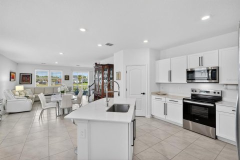 Touwnhouse à vendre à Palm Coast, Floride: 3 chambres, 166.76 m2 № 2233790 - photo 2