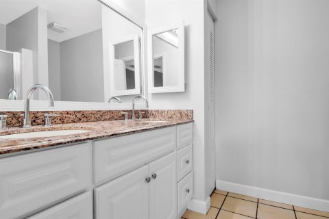 Appartement à louer à Delray Beach, Floride: 2 chambres, 87.61 m2 № 2390120 - photo 14