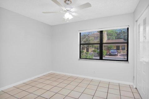 Appartement à louer à Delray Beach, Floride: 2 chambres, 87.61 m2 № 2390120 - photo 15