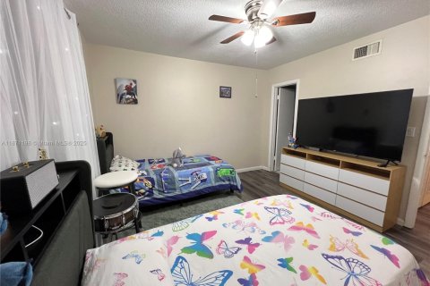 Copropriété à vendre à Hollywood, Floride: 2 chambres, 135.64 m2 № 1922539 - photo 21