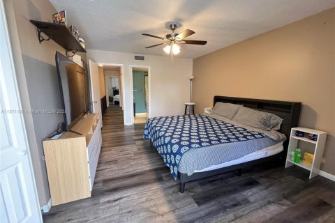 Copropriété à vendre à Hollywood, Floride: 2 chambres, 135.64 m2 № 1922539 - photo 18