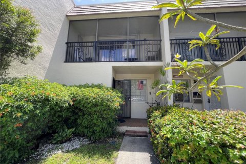 Copropriété à vendre à Hollywood, Floride: 2 chambres, 135.64 m2 № 1922539 - photo 2