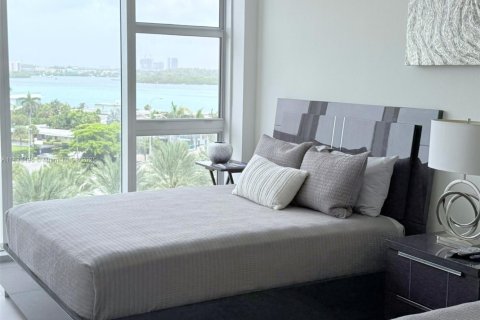 Condominio en venta en Bal Harbour, Florida, 3 dormitorios, 120.77 m2 № 1934807 - foto 26