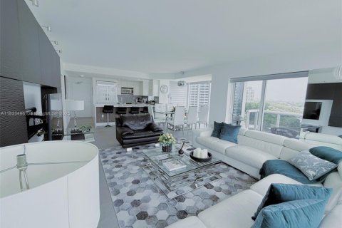 Condominio en venta en Bal Harbour, Florida, 3 dormitorios, 120.77 m2 № 1934807 - foto 14