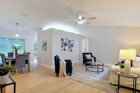 Villa ou maison à vendre à Spring Hill, Floride: 3 chambres, 115.57 m2 № 2410441 - photo 5