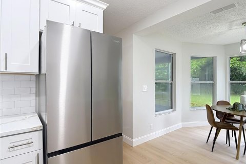 Villa ou maison à vendre à Spring Hill, Floride: 3 chambres, 115.57 m2 № 2410441 - photo 11