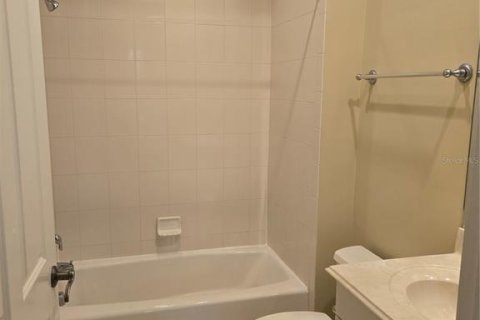 Condo in Celebration, Florida, 2 bedrooms  № 1816862 - photo 28