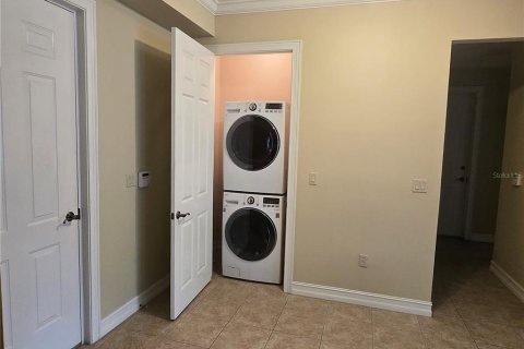 Condo in Celebration, Florida, 2 bedrooms  № 1816862 - photo 15
