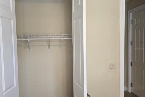Condo in Celebration, Florida, 2 bedrooms  № 1816862 - photo 26