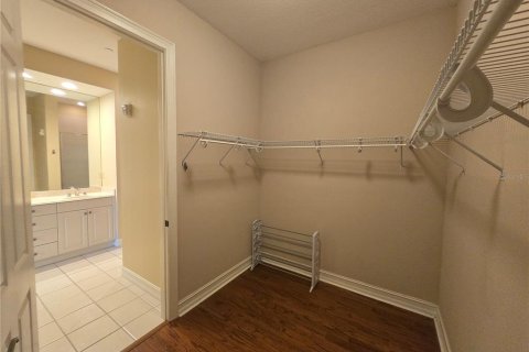 Condo in Celebration, Florida, 2 bedrooms  № 1816862 - photo 24