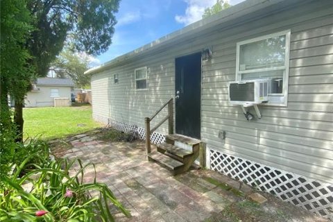 Apartamento en alquiler en Zephyrhills, Florida, 2 dormitorios, 51.28 m2 № 1911679 - foto 1