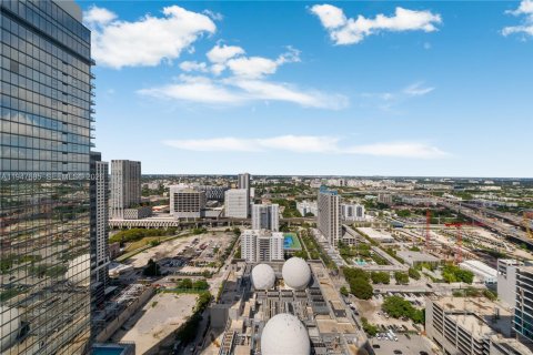 Снять в аренду кондоминиум в Майами, Флорида 3 спальни, 139.17м2, № 2003779 - фото 27