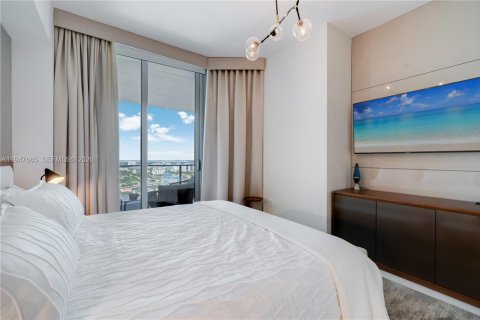 Снять в аренду кондоминиум в Майами, Флорида 3 спальни, 139.17м2, № 2003779 - фото 12