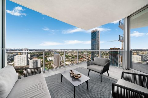 Снять в аренду кондоминиум в Майами, Флорида 3 спальни, 139.17м2, № 2003779 - фото 25