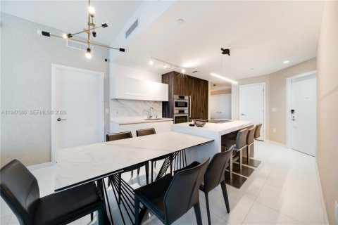 Снять в аренду кондоминиум в Майами, Флорида 3 спальни, 139.17м2, № 2003779 - фото 5