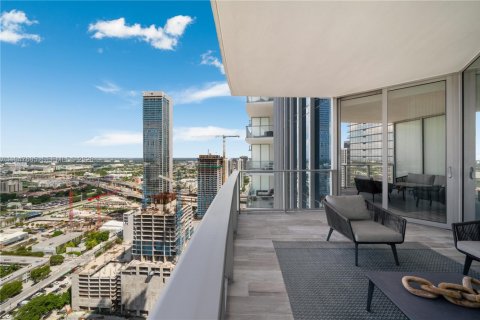 Снять в аренду кондоминиум в Майами, Флорида 3 спальни, 139.17м2, № 2003779 - фото 28