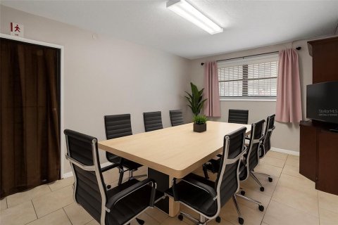 Commercial property in Saint Petersburg, Florida 128.3 sq.m. № 2125934 - photo 8