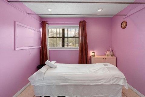 Commercial property in Saint Petersburg, Florida 128.3 sq.m. № 2125934 - photo 14