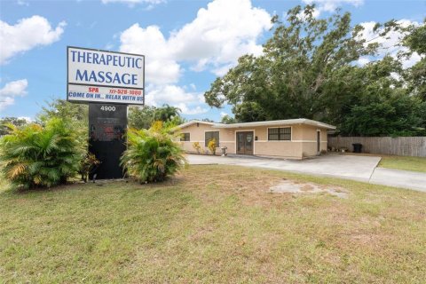 Commercial property in Saint Petersburg, Florida 128.3 sq.m. № 2125934 - photo 26