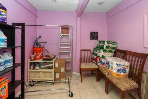 Commercial property in Saint Petersburg, Florida 128.3 sq.m. № 2125934 - photo 19