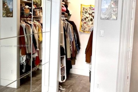 Купить кондоминиум в Майами-Бич, Флорида 1 спальня, 49.7м2, № 2055033 - фото 9