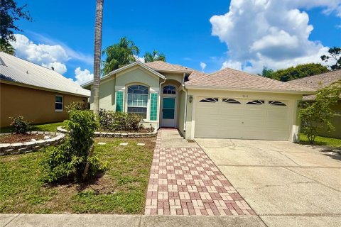 House in Tampa, Florida 3 bedrooms, 172.98 sq.m. № 1793053 - photo 1