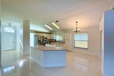 House in Tampa, Florida 3 bedrooms, 172.98 sq.m. № 1793053 - photo 8