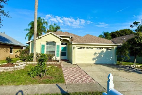 House in Tampa, Florida 3 bedrooms, 172.98 sq.m. № 1793053 - photo 2