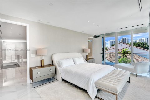 Adosado en venta en Aventura, Florida, 4 dormitorios, 357.58 m2 № 1959951 - foto 30