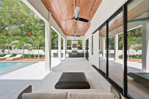Villa ou maison à vendre à Saint Petersburg, Floride: 5 chambres, 370.03 m2 № 2349680 - photo 12
