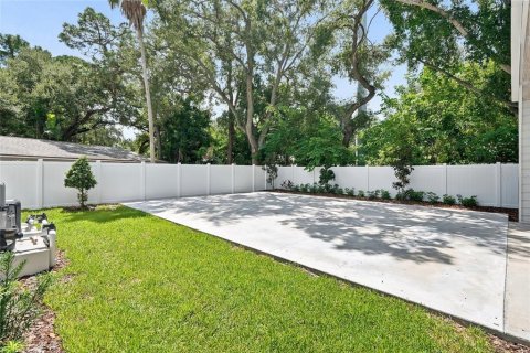Villa ou maison à vendre à Saint Petersburg, Floride: 5 chambres, 370.03 m2 № 2349680 - photo 18