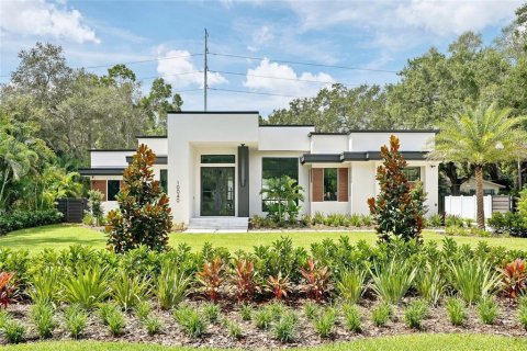 Villa ou maison à vendre à Saint Petersburg, Floride: 5 chambres, 370.03 m2 № 2349680 - photo 4